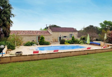 House in Blanquefort-sur-Briolance, France