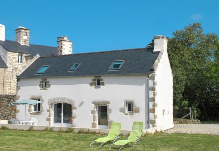House in Plounéour-Brignogan-Plages, France