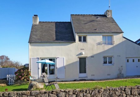 House in Trégastel, France