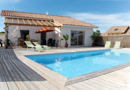 House in Vensac, France