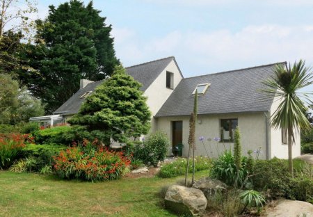 House in Pleumeur-Bodou, France