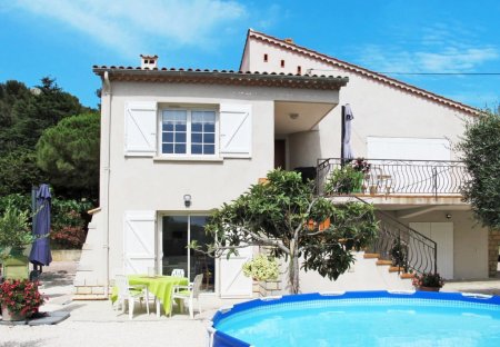 Apartment in Six-Fours-les-Plages, the South of France