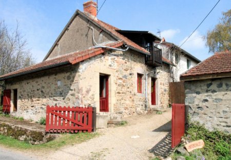 House in Chiddes, France