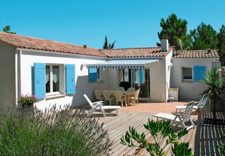 House in Saint-Georges-d'Oléron, France