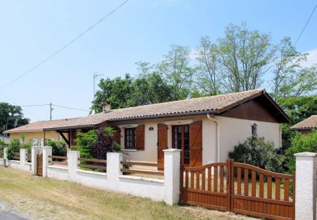 House in Hourtin, France