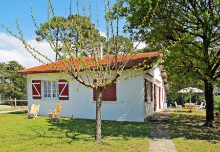 House in Vendays-Montalivet, France