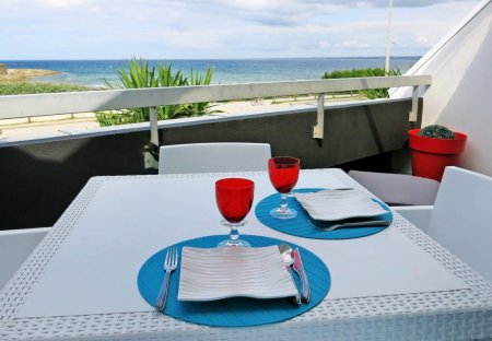 Apartment in Le Fort Bloque-Le Couregant-Lannenec, France