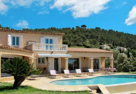 House in Carqueiranne, the South of France