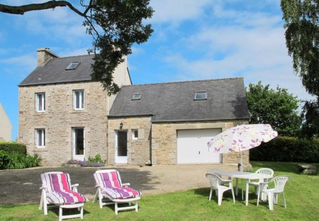 House in Plounévez-Lochrist, France
