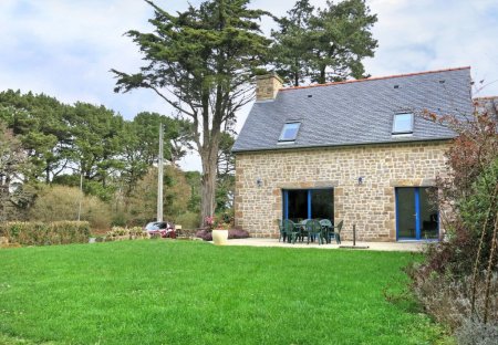 House in Trégastel, France