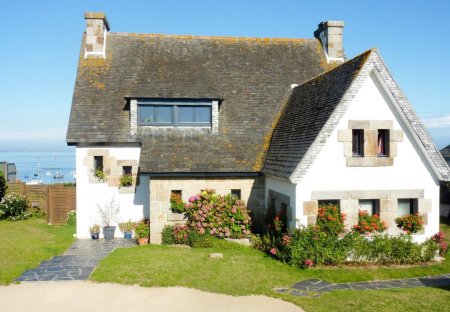 House in Plouescat, France