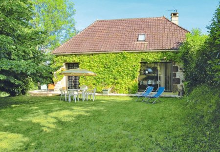 House in Montcléra, the South of France