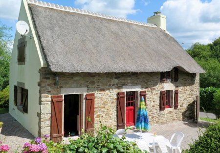 House in Moëlan-sur-Mer, France