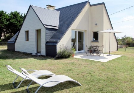 House in Anneville-sur-Mer, France