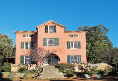 Villa in Théoule-sur-Mer, the South of France