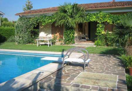 Villa in Mattarana, Italy