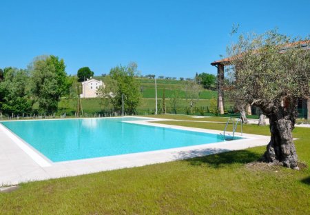 Apartment in Lazise, Italy