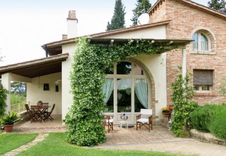 Villa in Montopoli in Val d'Arno, Italy