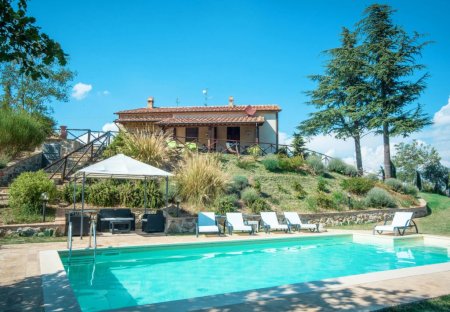 Villa in Seggiano, Italy