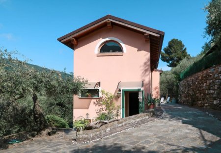 Villa in Diano Arentino, Italy