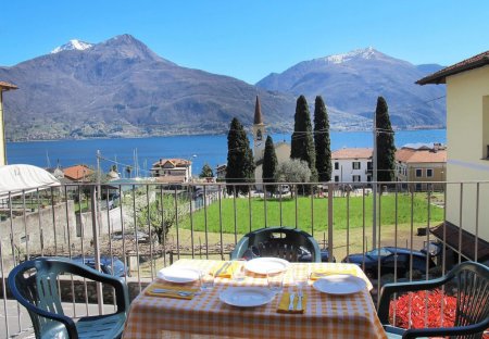 Apartment in Calozzo, Italy