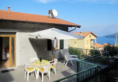 Villa in Calozzo, Italy