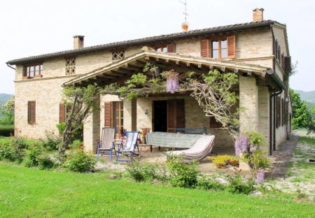 Villa in Urbino, Italy