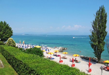 Apartment in Peschiera del Garda, Italy
