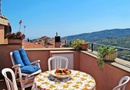 Apartment in Civezza, Italy