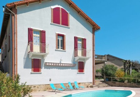 House in Lacapelle-Ségalar, the South of France