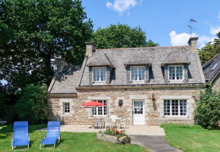 House in La Forêt-Fouesnant, France