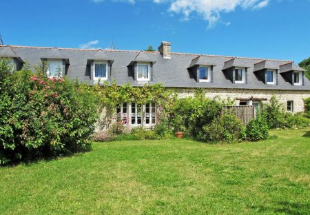 House in Pont-l'Abbé, France