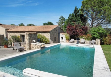 House in Velleron, the South of France