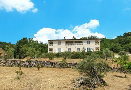 Apartment in Bauduen, the South of France