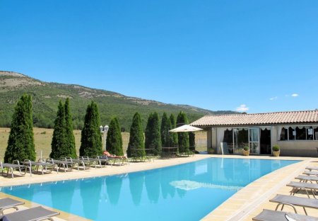 House in Bauduen, the South of France