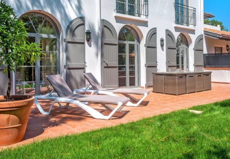 Apartment in Front de Mer, France