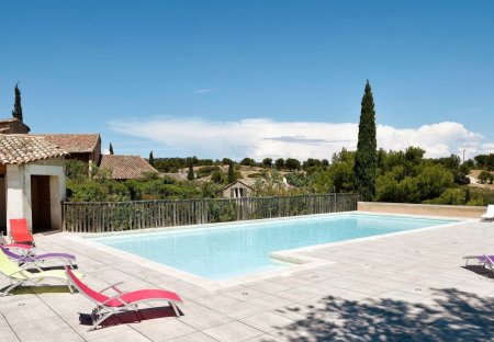Apartment in Paradou, the South of France
