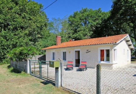 House in Vensac, France