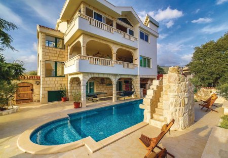 Villa in Plano, Croatia