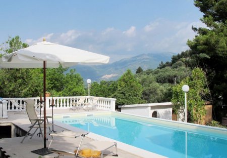 Apartment in Civezza, Italy