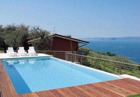 Apartment in Torri del Benaco, Italy