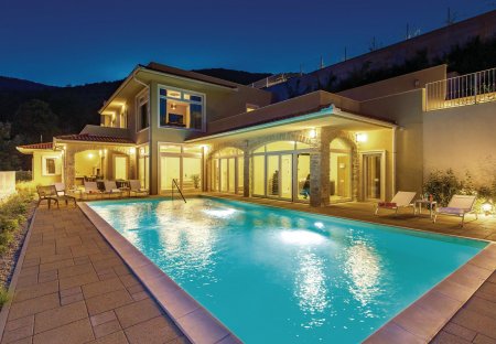 Villa in Veprinac, Croatia
