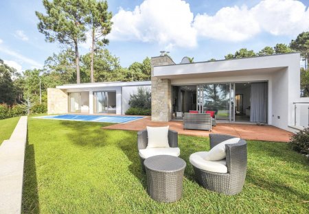 Villa in Igreja, Portugal