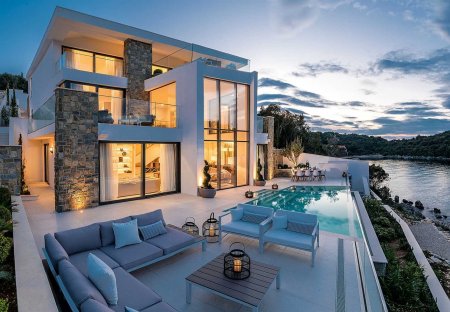 Villa in Žrnovo, Croatia