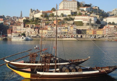Apartment in Săo Nicolau, Portugal