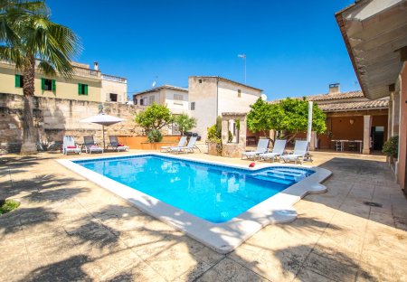 Villa in Maria de la Salut, Majorca
