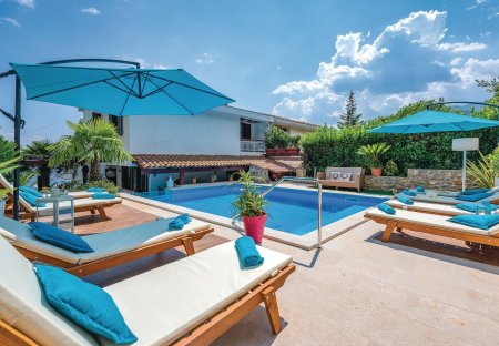 Villa in Ičići, Croatia