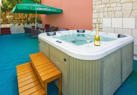 Apartment in Ostrvica, Croatia