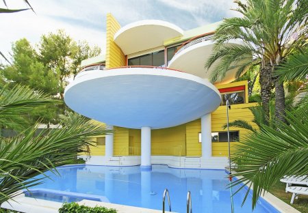 Villa in Vallpineda, Spain