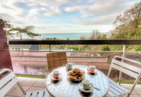 Apartment in Hennequeville-Zone Callenville, France
